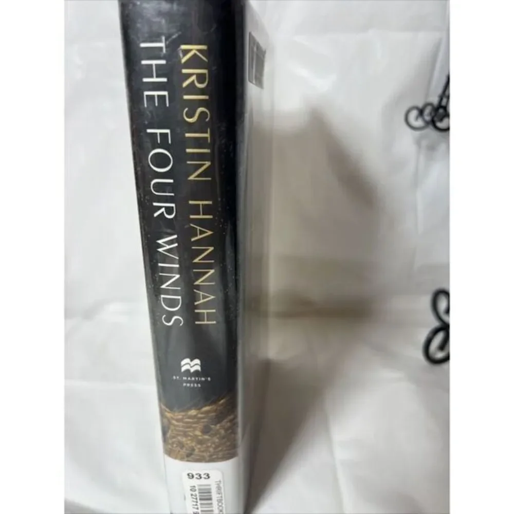 The Four Winds by‎ Kristin Hannah (2021, Hardcover)